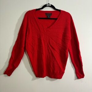 ❤️ Tahari 100% Extrafine Merino Wool Red V-Neck Sweater XS Christmas Holiday🎄